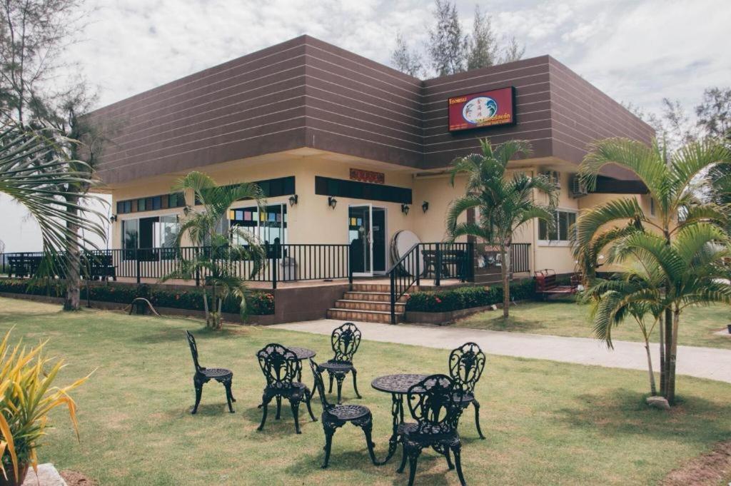 Hadthong Resort Pak Phayun Ngoại thất bức ảnh