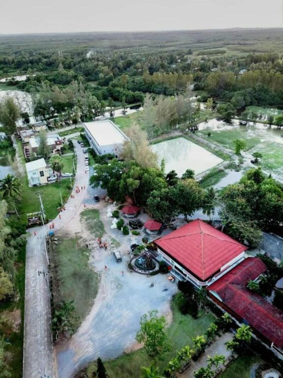 Hadthong Resort Pak Phayun Ngoại thất bức ảnh