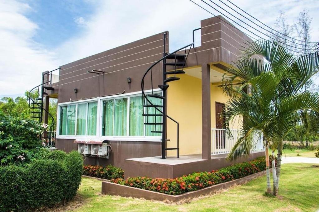 Hadthong Resort Pak Phayun Ngoại thất bức ảnh