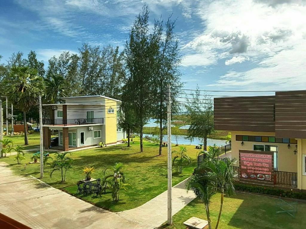 Hadthong Resort Pak Phayun Ngoại thất bức ảnh