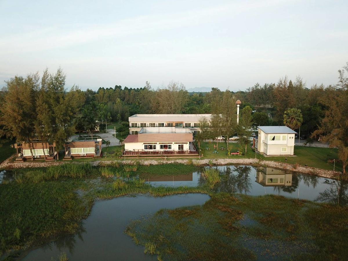 Hadthong Resort Pak Phayun Ngoại thất bức ảnh